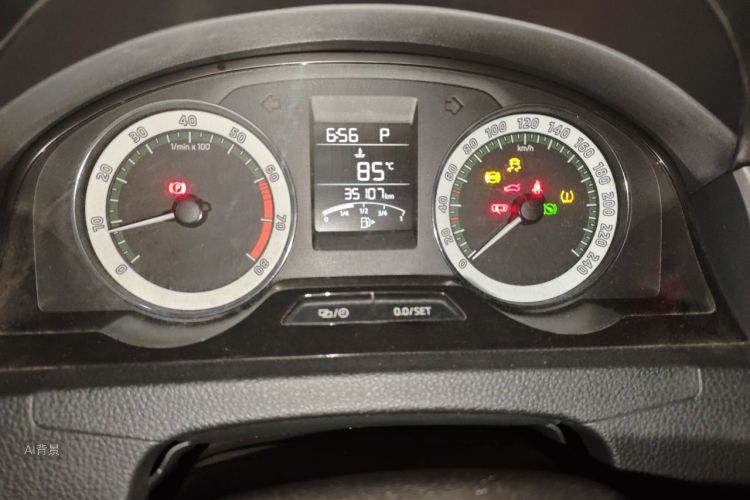Skoda Rapid 2018 #13 Skoda Rapid 2018 image de voiture #13