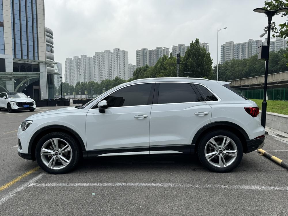 Audi Q3 2021 #4 Audi Q3 2021 car image #4