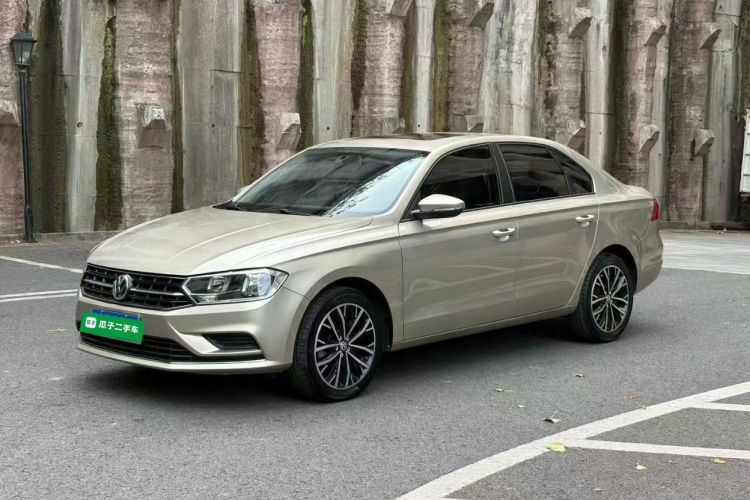 Volkswagen Bora 2019 car image #2