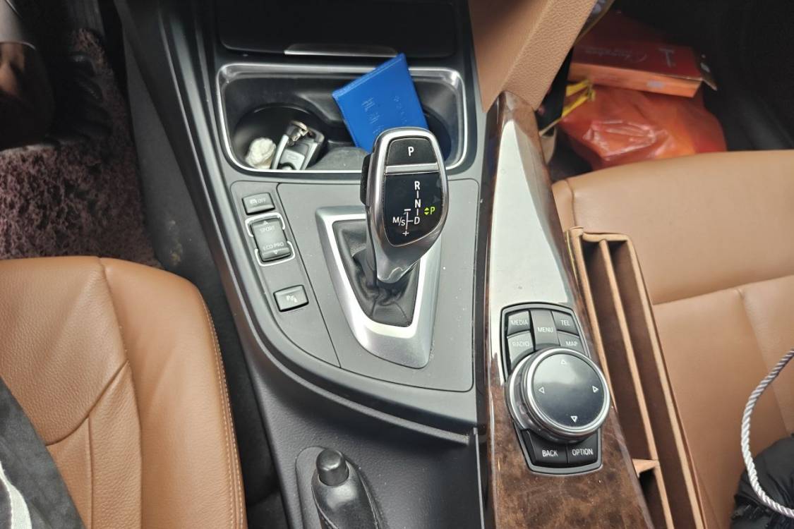 BMW 3 Series 2013 #27 BMW 3 Series 2013 car image #27