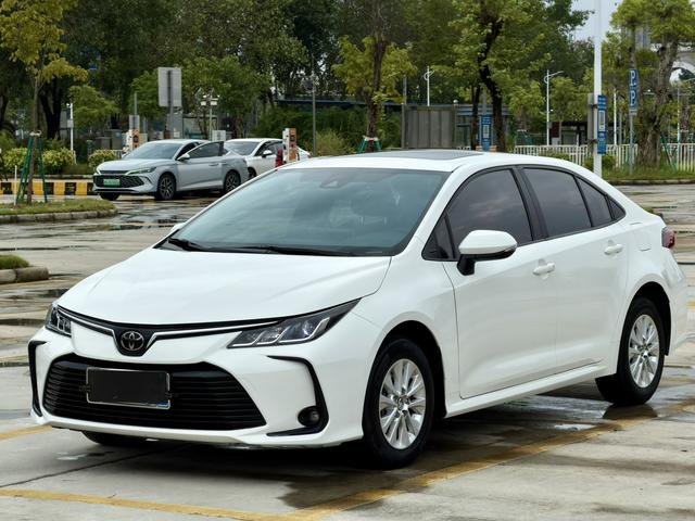 Toyota Corolla 2020 car image #18