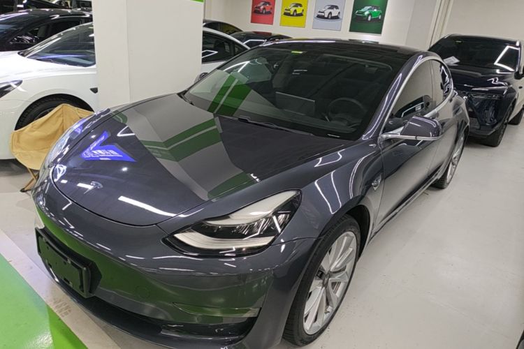 Tesla Model 3 2020 car image #2