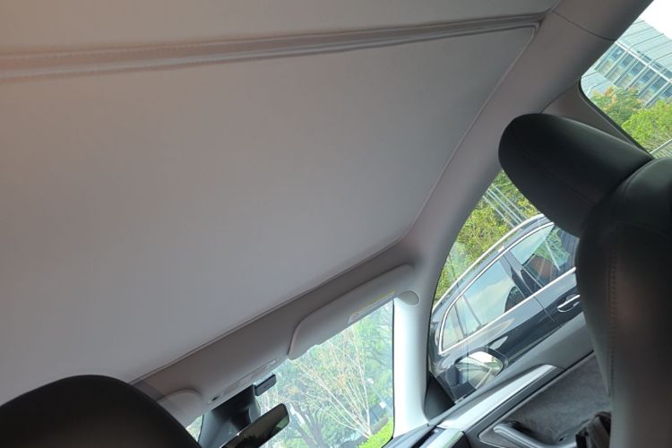Tesla Model Y 2024 #18 Tesla Model Y 2024 car image #18
