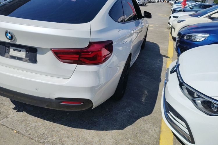 BMW 3 Series GT 2021 car image #8