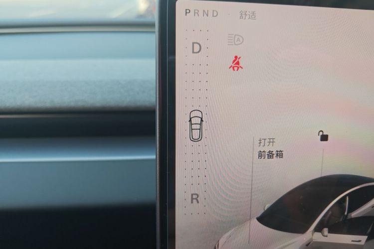 Tesla Model 3 2026 #14 Tesla Model 3 2026 صورة سيارة #14