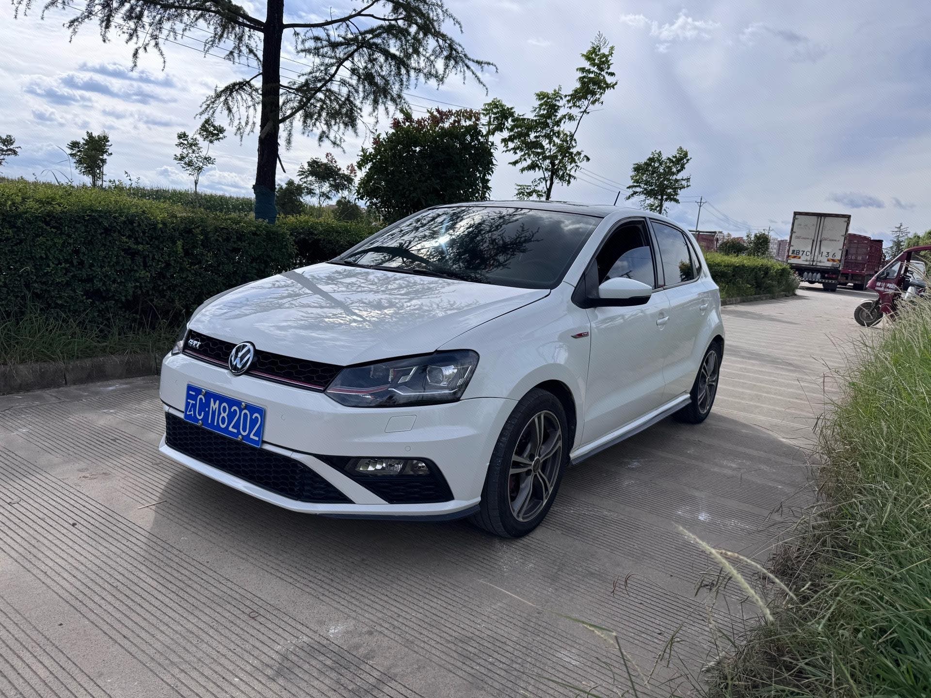 Volkswagen Polo 2018 Volkswagen Polo 2018 car image