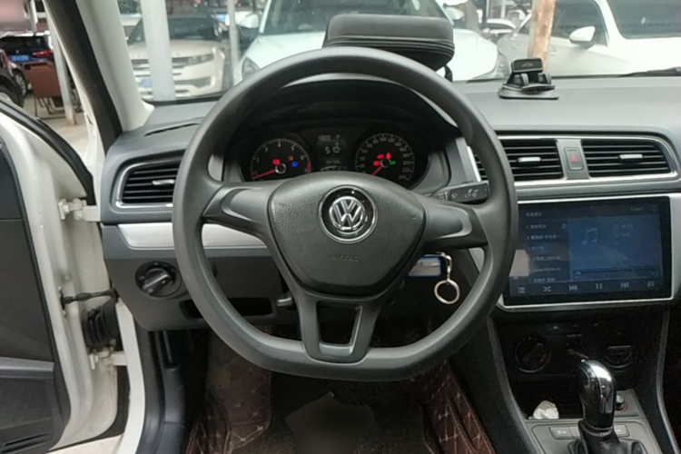 Volkswagen Lavida 2017 #11 Volkswagen Lavida 2017 car image #11