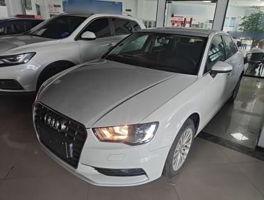 Audi A3 2016 Audi A3 2016 صورة سيارة