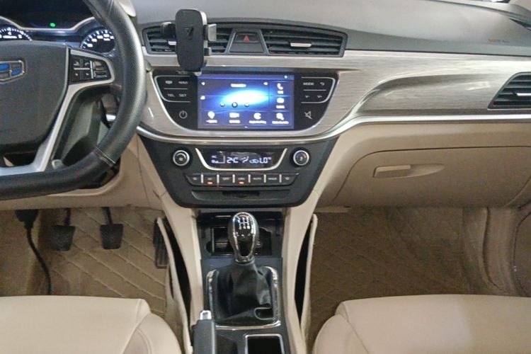 GEELY Emgrand 2016 #13 GEELY Emgrand 2016 immagine di auto #13