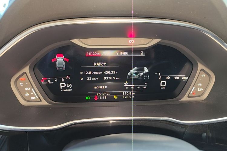 Audi Q3 2022 car image #12