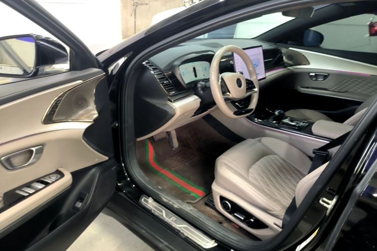 BYD Han 2024 car image #16
