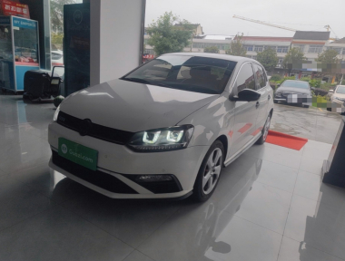 Volkswagen Polo 2017 car image 