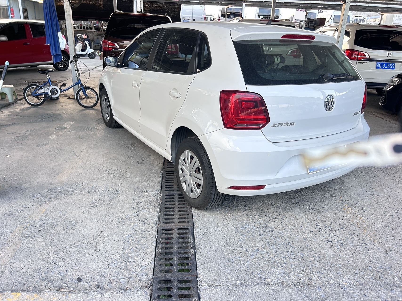 Volkswagen Polo 2016 car image #4