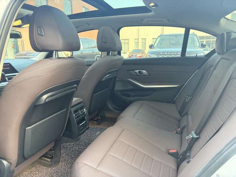BMW 3 Series 2020 #6 BMW 3 Series 2020 car image #6