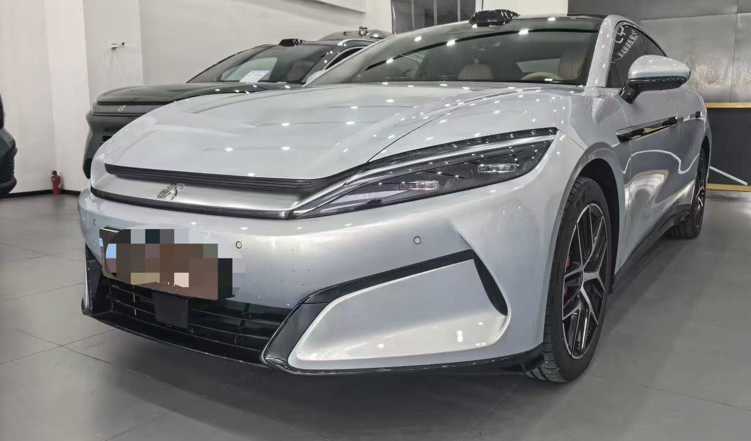 BYD HanL 2025 car image 