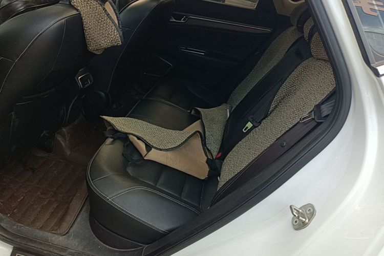 GEELY Emgrand GS 2017 #19 GEELY Emgrand GS 2017 car image #19