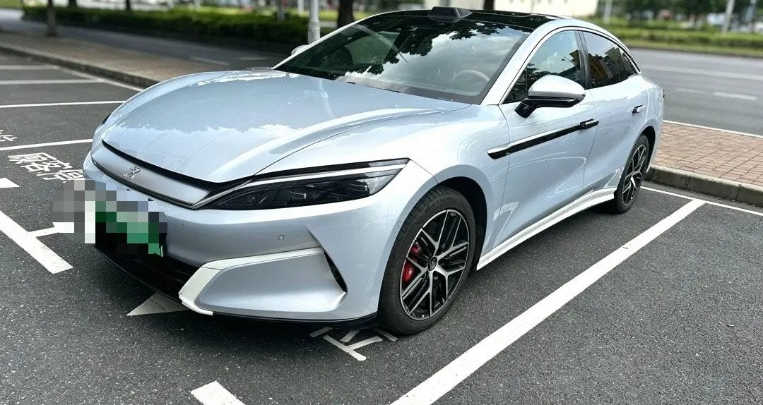 BYD HanL 2025 BYD HanL 2025 car image