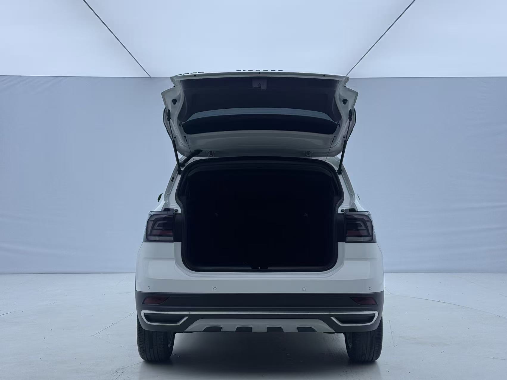 Volkswagen T-Cross 2022 #8 Volkswagen T-Cross 2022 car image #8