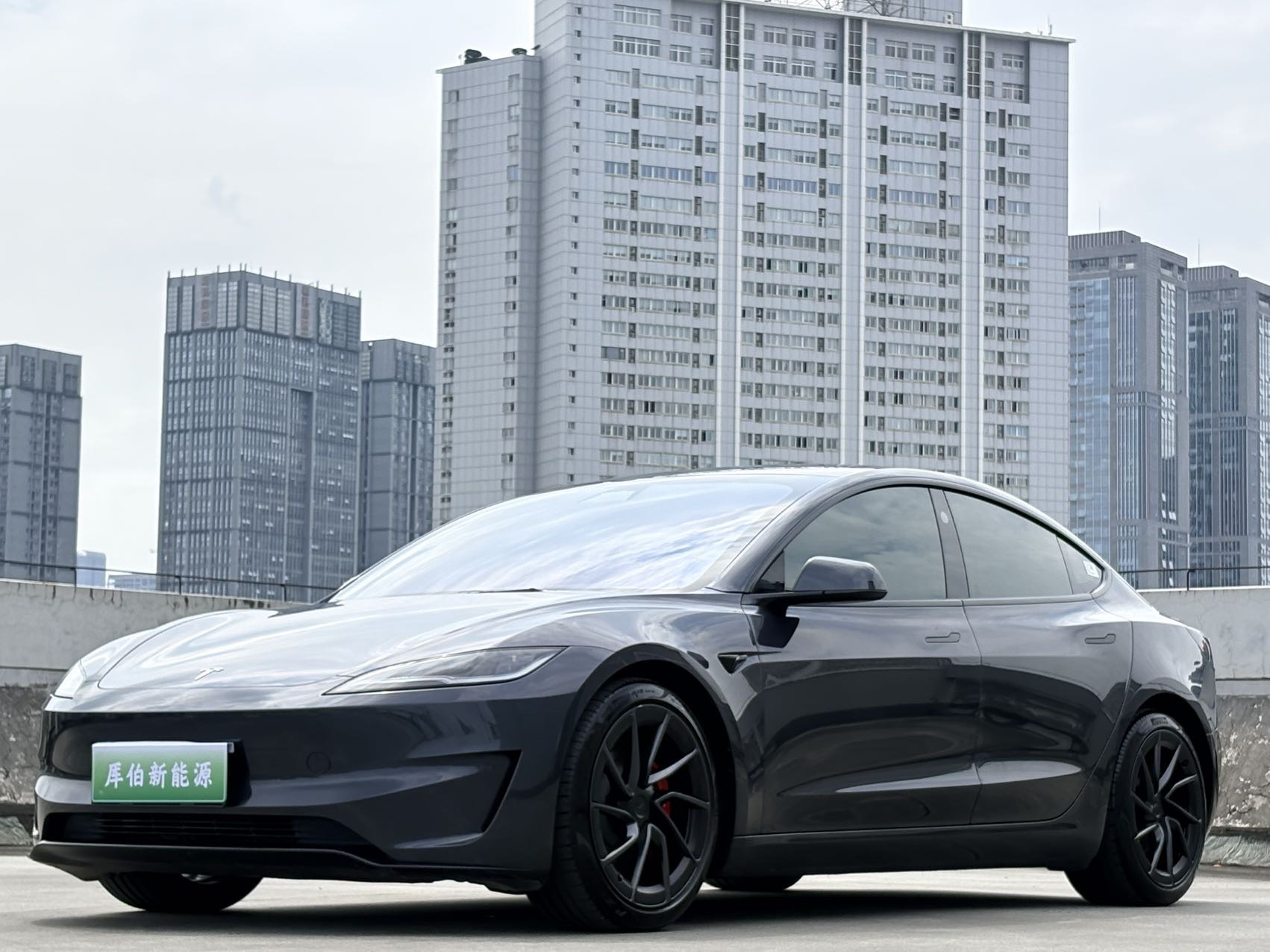 Tesla Model 3 2024 car image 