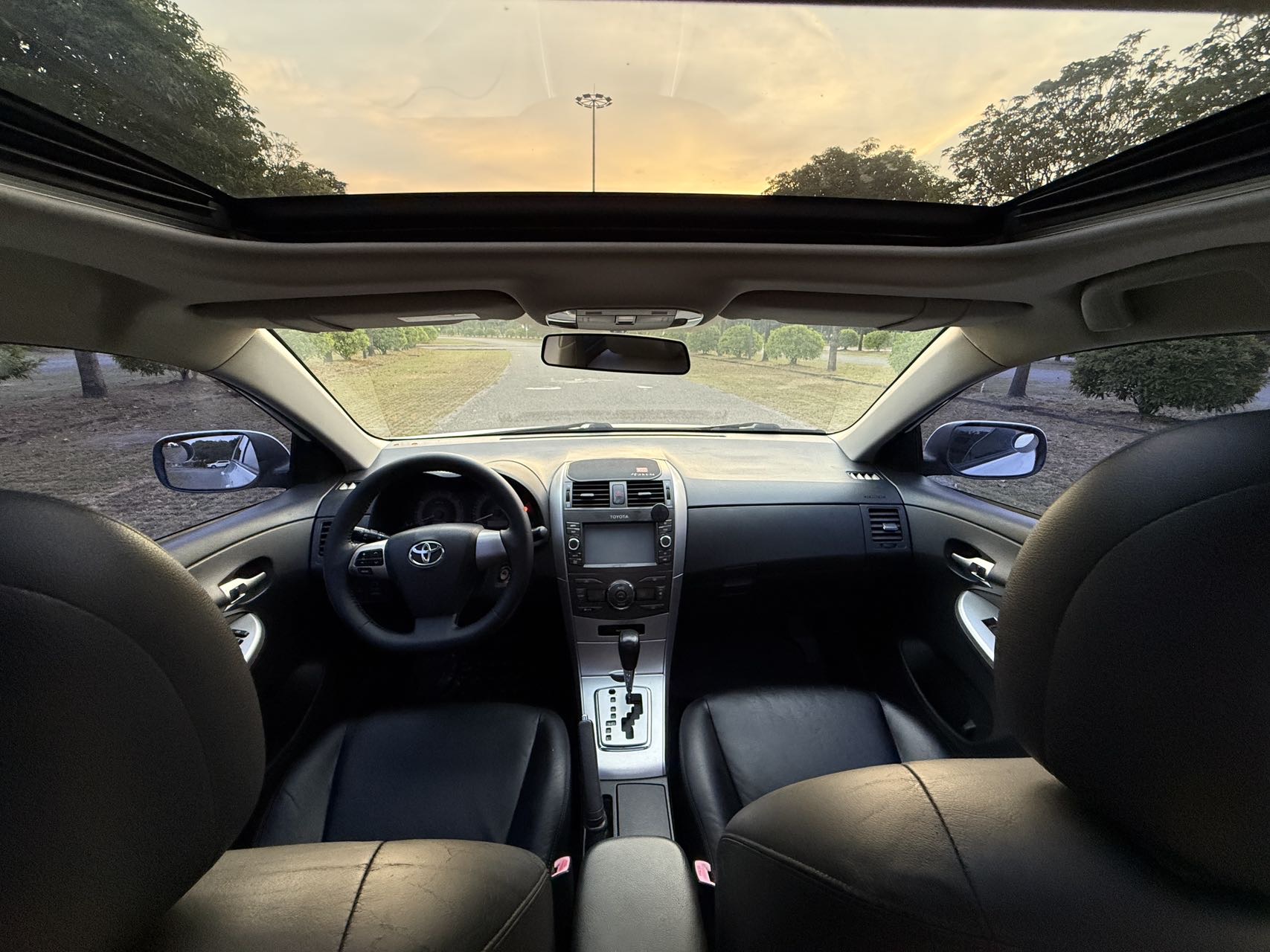 Toyota Corolla 2013 immagine di auto #5