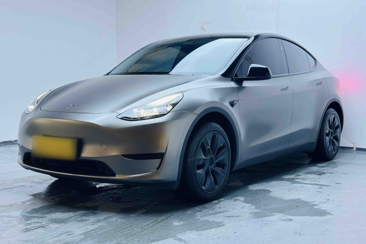 Tesla Model Y 2024 #2 Tesla Model Y 2024 car image #2