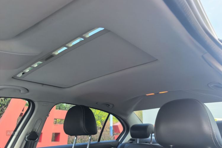 Volkswagen Lavida 2018 car image #20