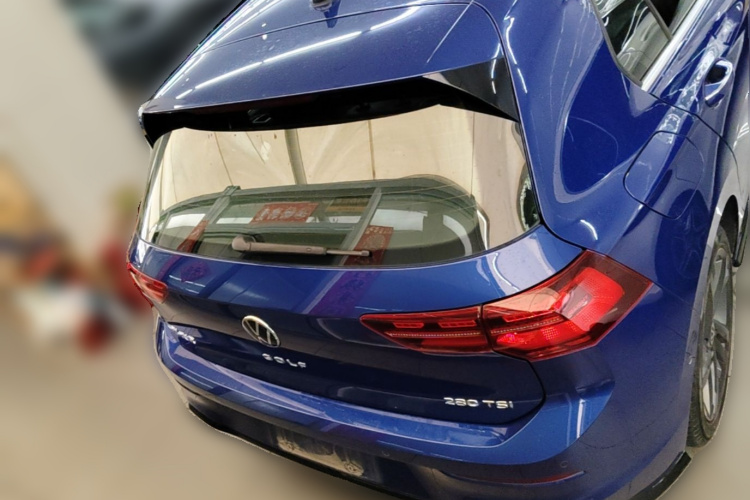 Volkswagen Golf 2021 car image #4