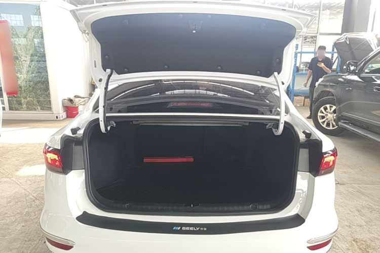 GEELY Emgrand 2026 #19 GEELY Emgrand 2026 image de voiture #19