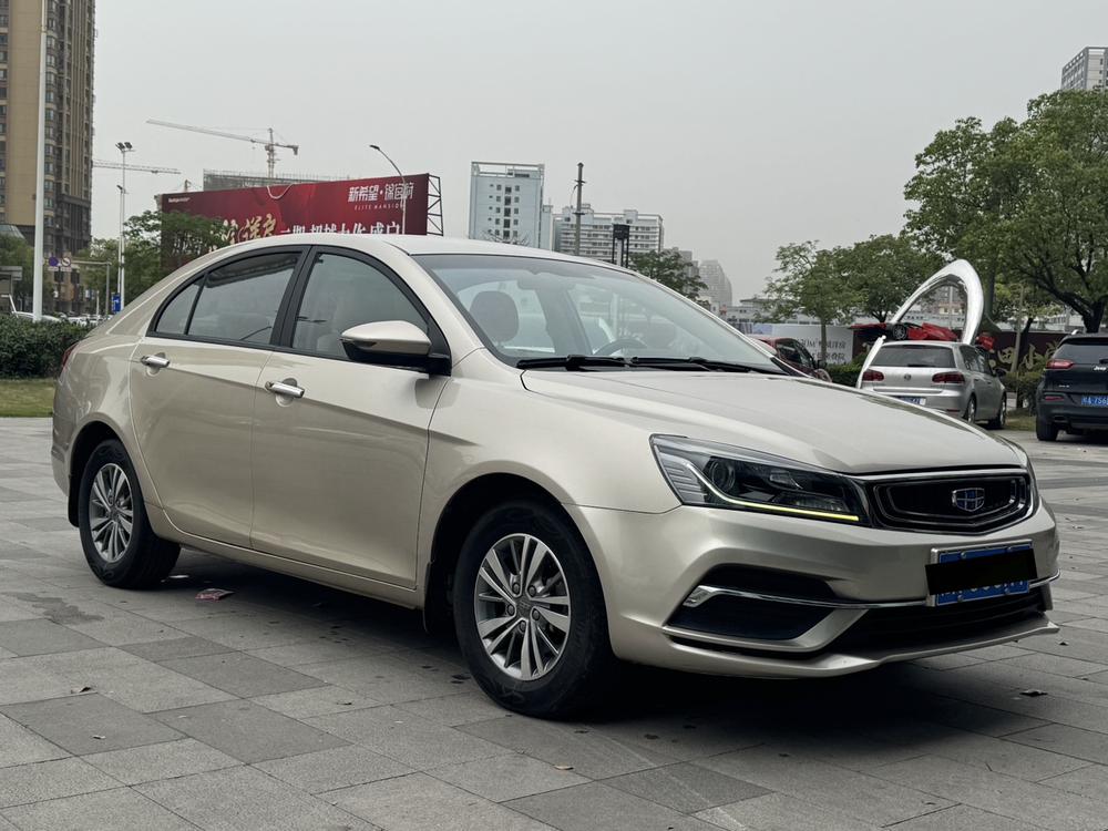 GEELY Emgrand 2018 car image #3