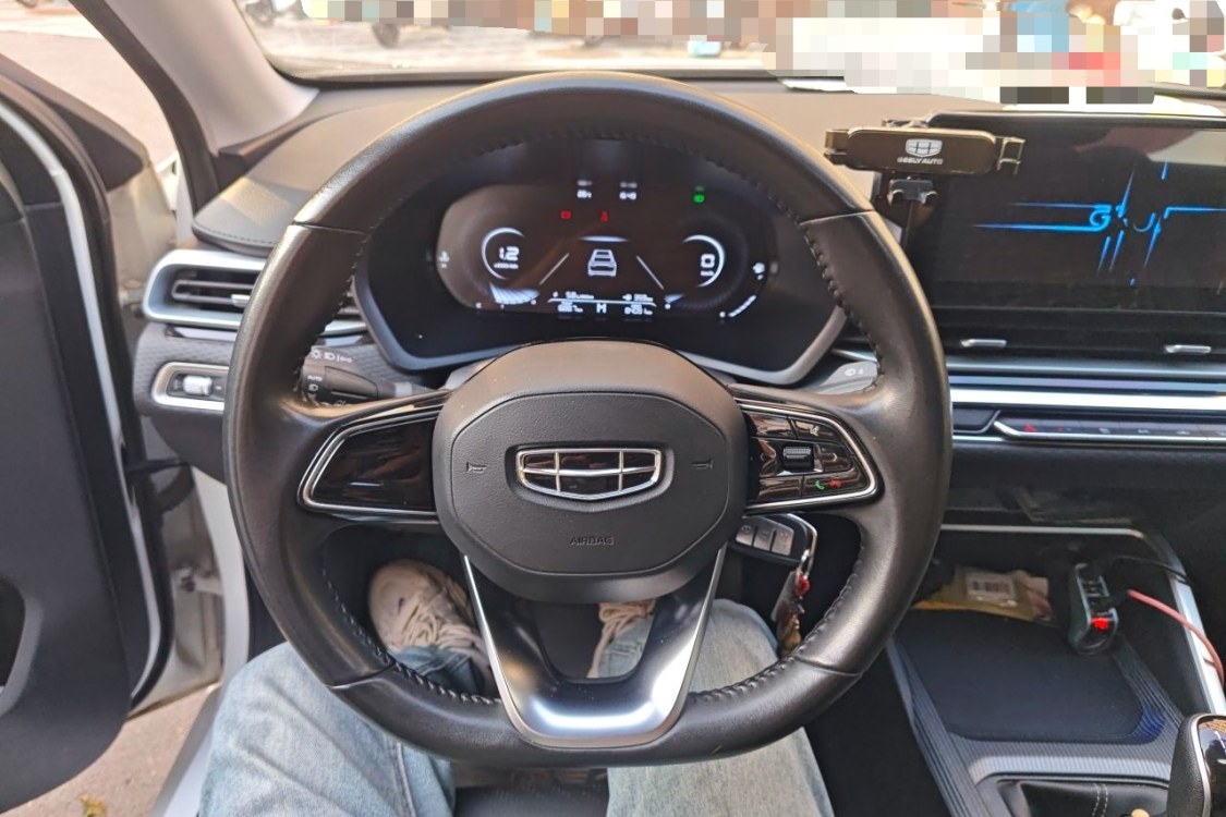 GEELY Emgrand 2022 #22 GEELY Emgrand 2022 car image #22