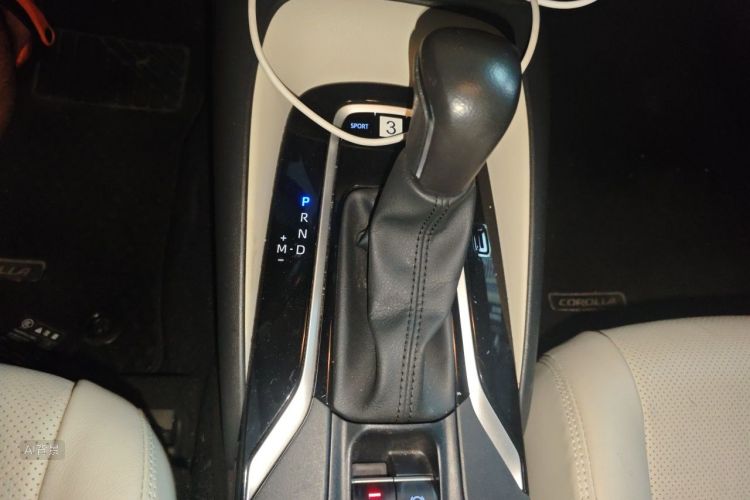 Toyota Corolla 2019 #16 Toyota Corolla 2019 car image #16