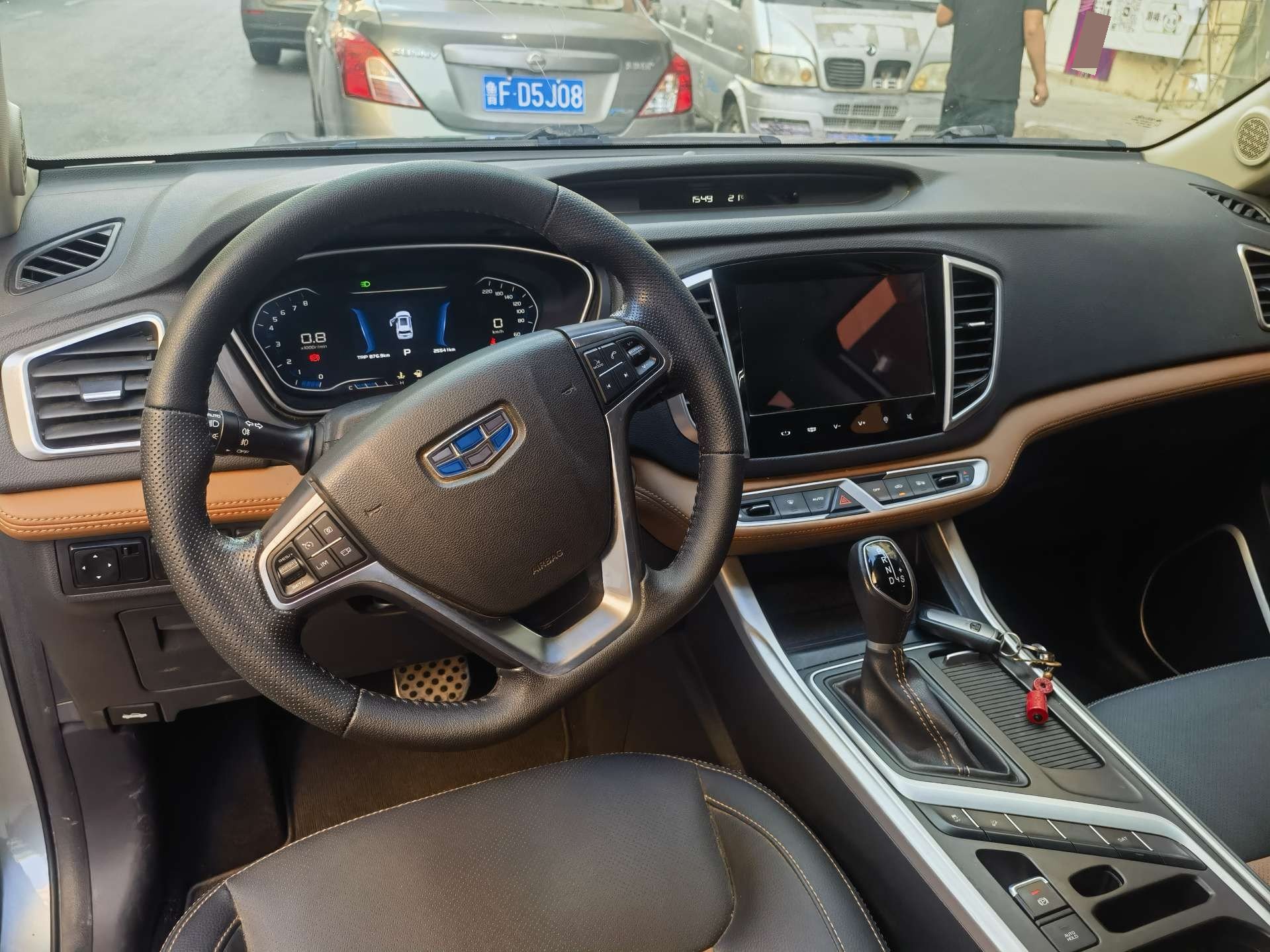 GEELY Vision X6 2019 صورة سيارة #3