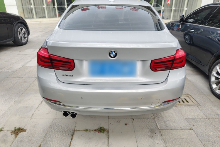 BMW 3 Series 2018 #6 BMW 3 Series 2018 car image #6