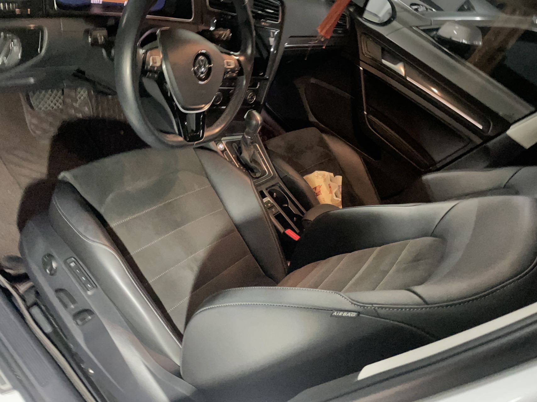 2020 immagine di auto #5
