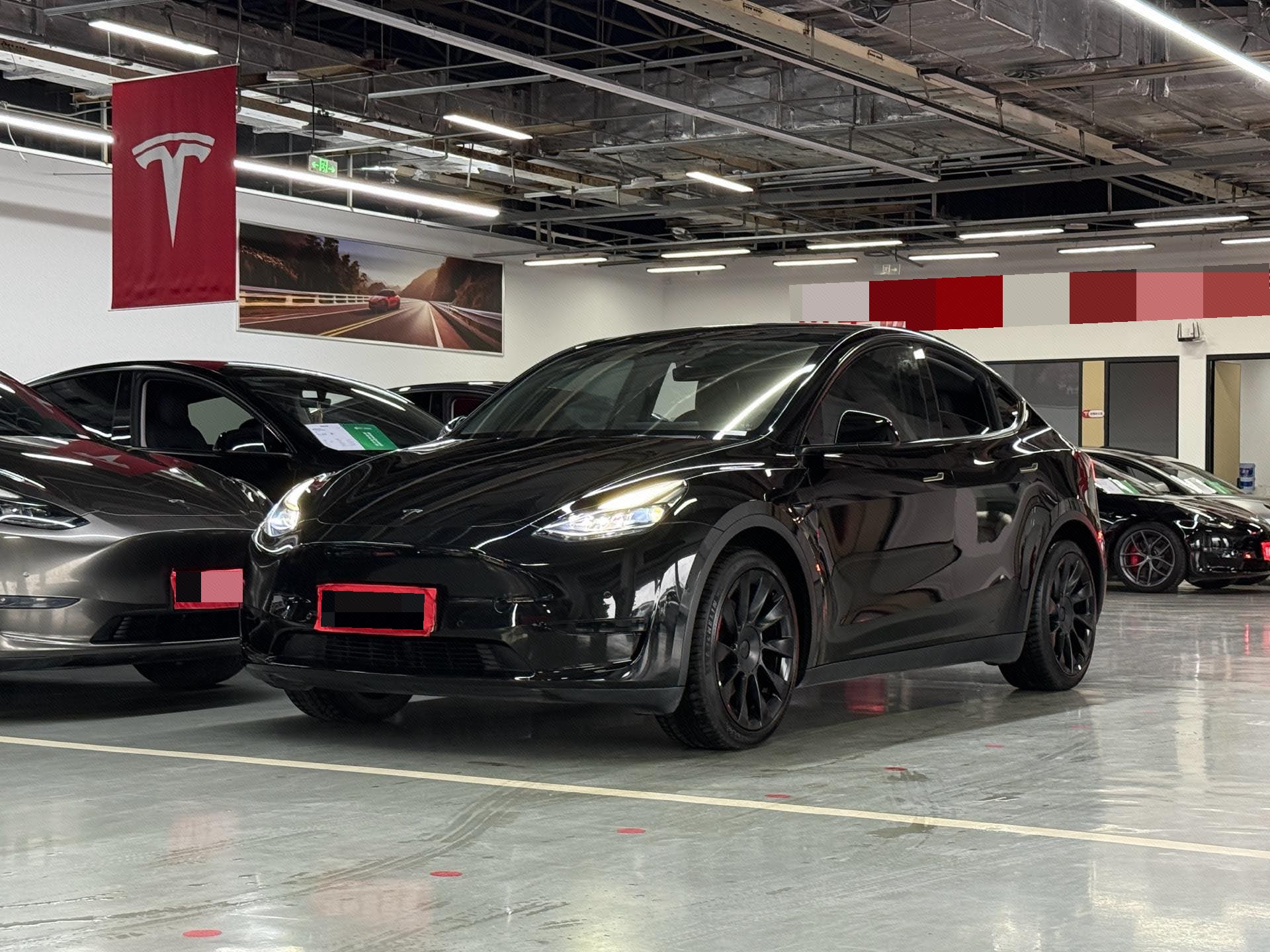 Tesla Model Y 2022 car image 