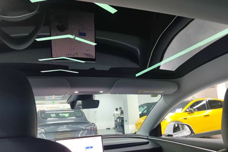 Tesla Model 3 2026 #20 Tesla Model 3 2026 car image #20