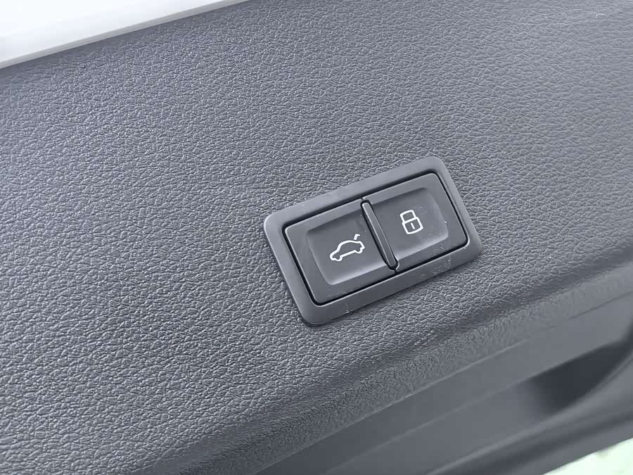 Mercedes-Benz SLK AMG 2025 #31 Mercedes-Benz SLK AMG 2025 car image #31