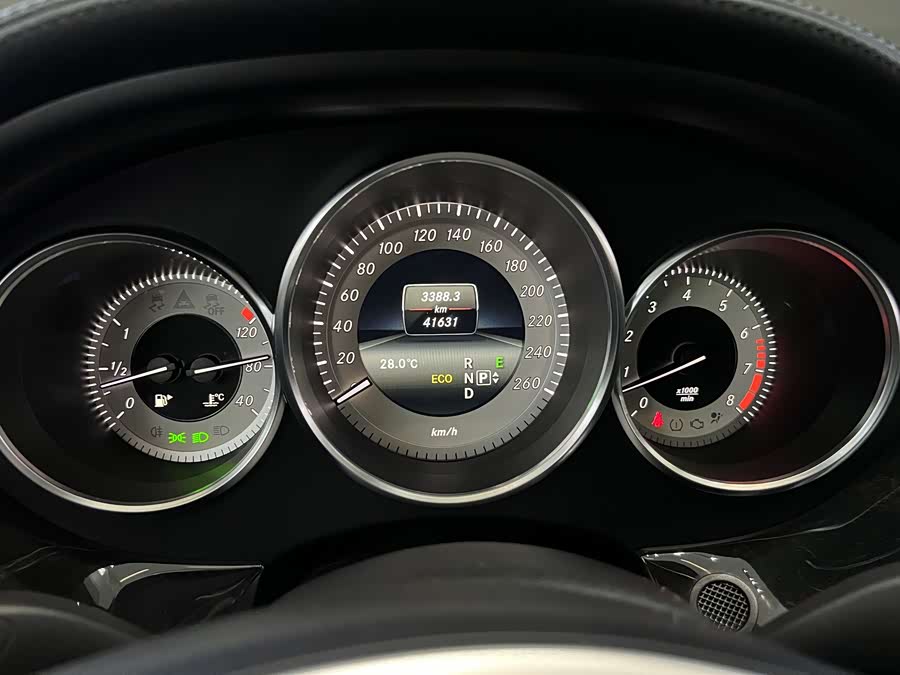 Mercedes-Benz CLS Class 2014 #31 Mercedes-Benz CLS Class 2014 immagine di auto #31