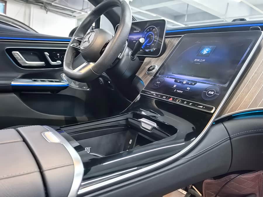 Mercedes-Benz EQE Class 2023 car image #31