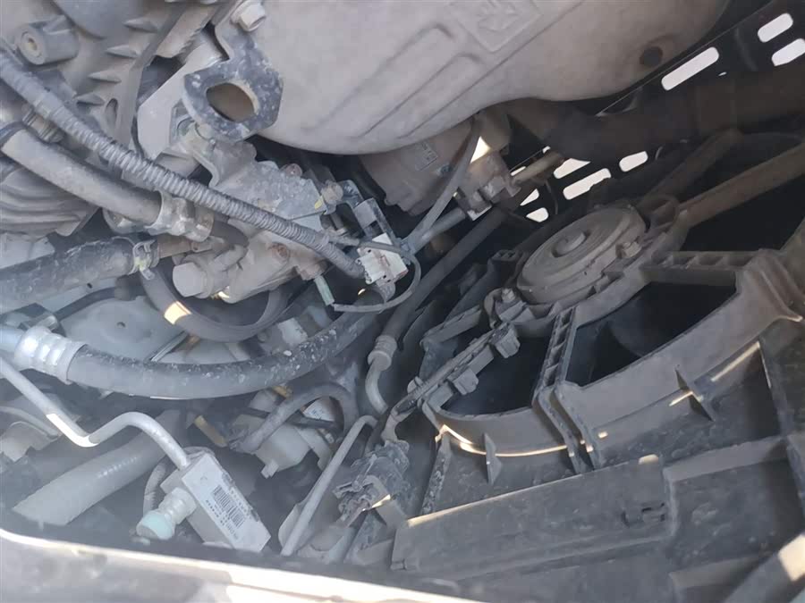 BYD S6 2015 car image #31