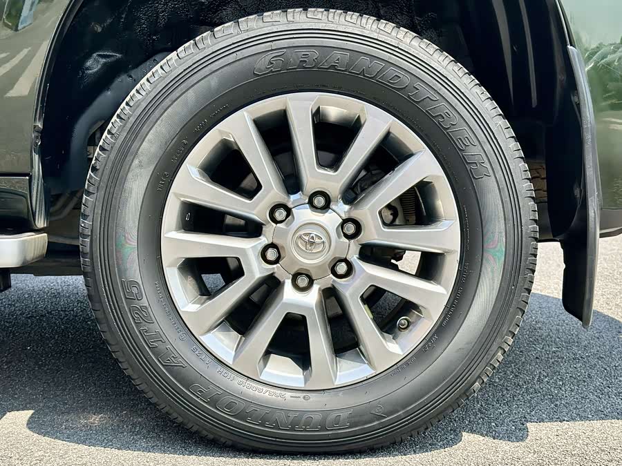 Toyota Land Cruiser Prado 2018 immagine di auto #31