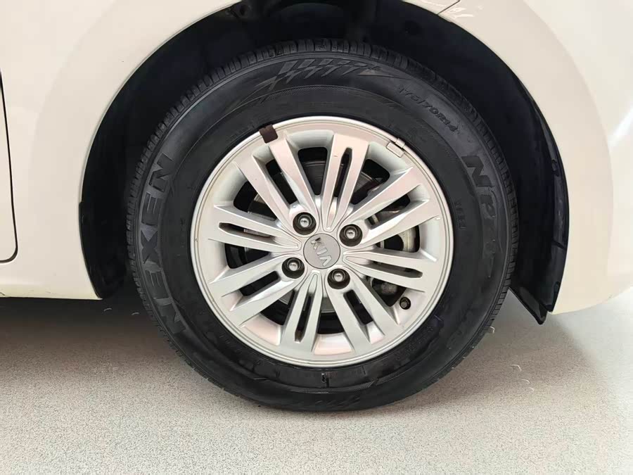 起亚 焕驰 2020 汽车图片 #31