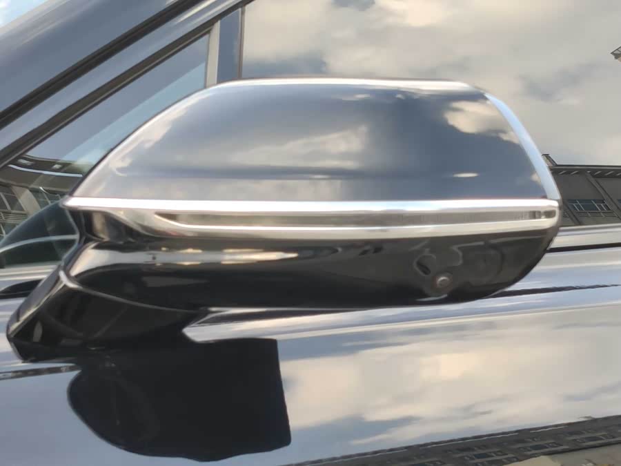 HongQi HS3 PHEV 2025 car image #31