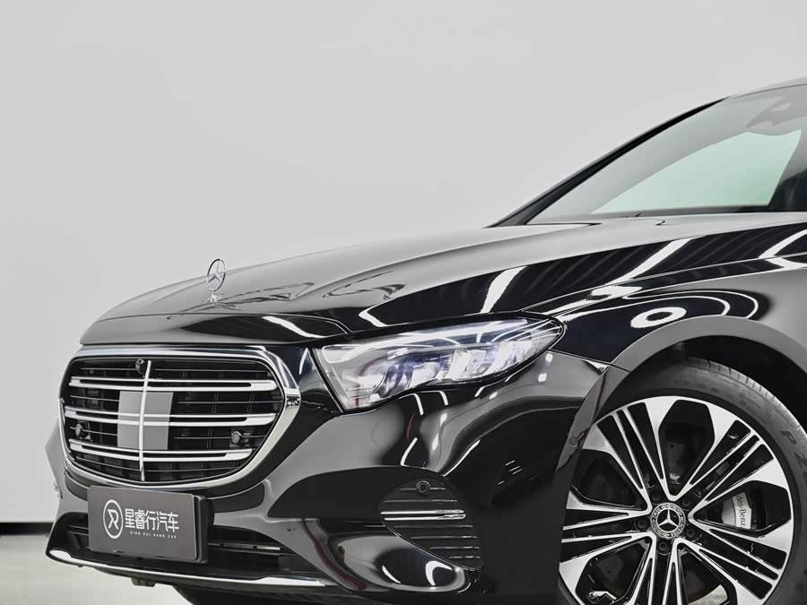 Mercedes-Benz E Class New Energy 2024 car image #31