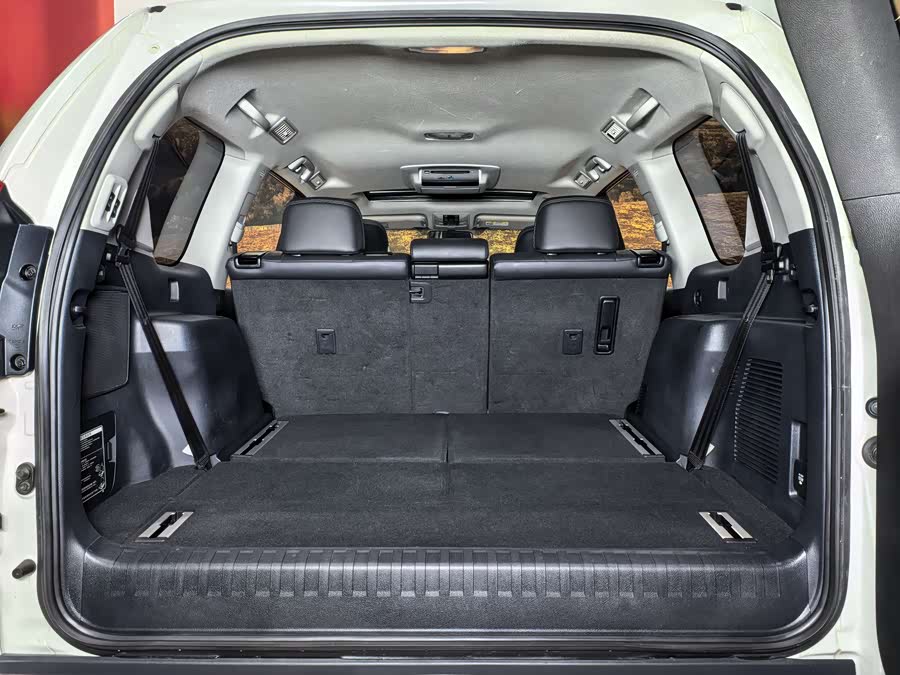 Toyota Land Cruiser Prado 2017 #31 Toyota Land Cruiser Prado 2017 car image #31