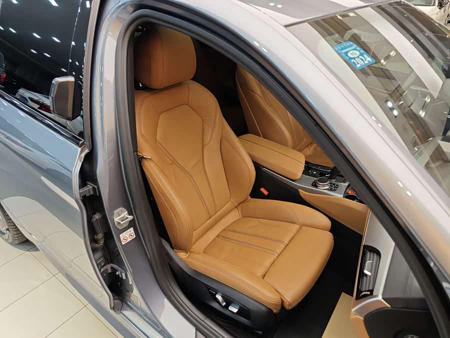 BMW 5 Series (Imported) 2020 car image #31