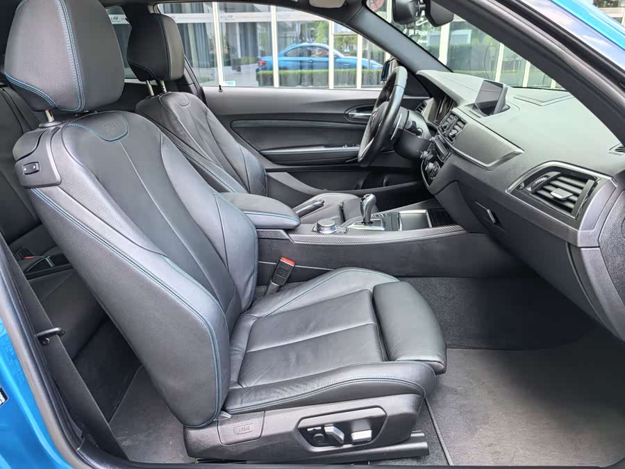 BMW M2 2018 car image #31