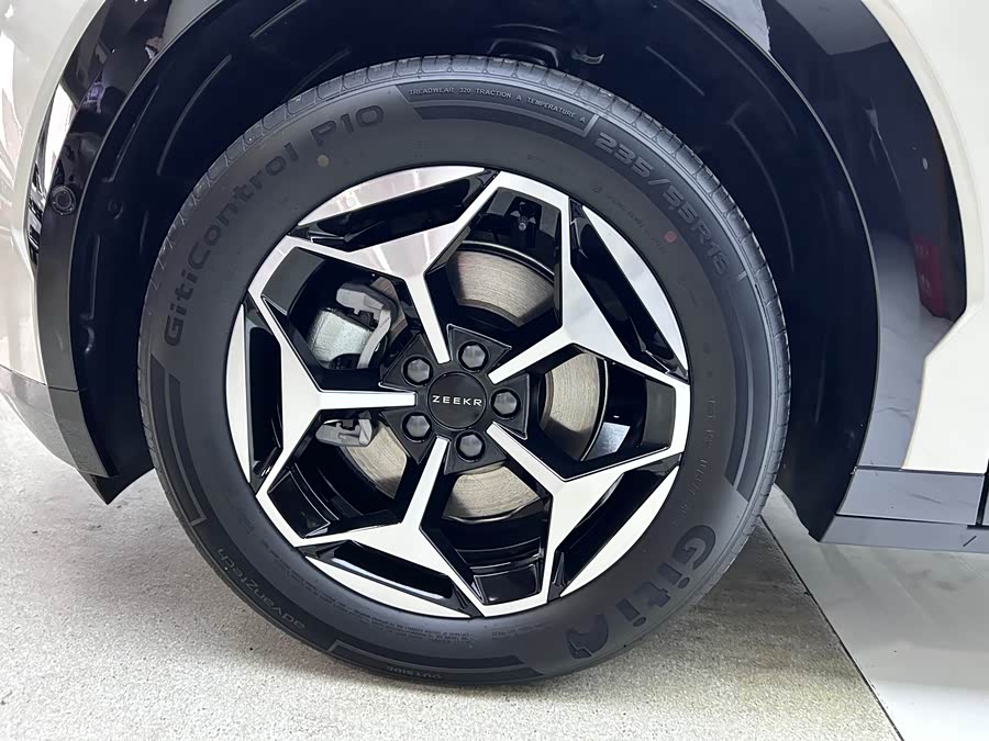 Zeekr X 2025 car image #31