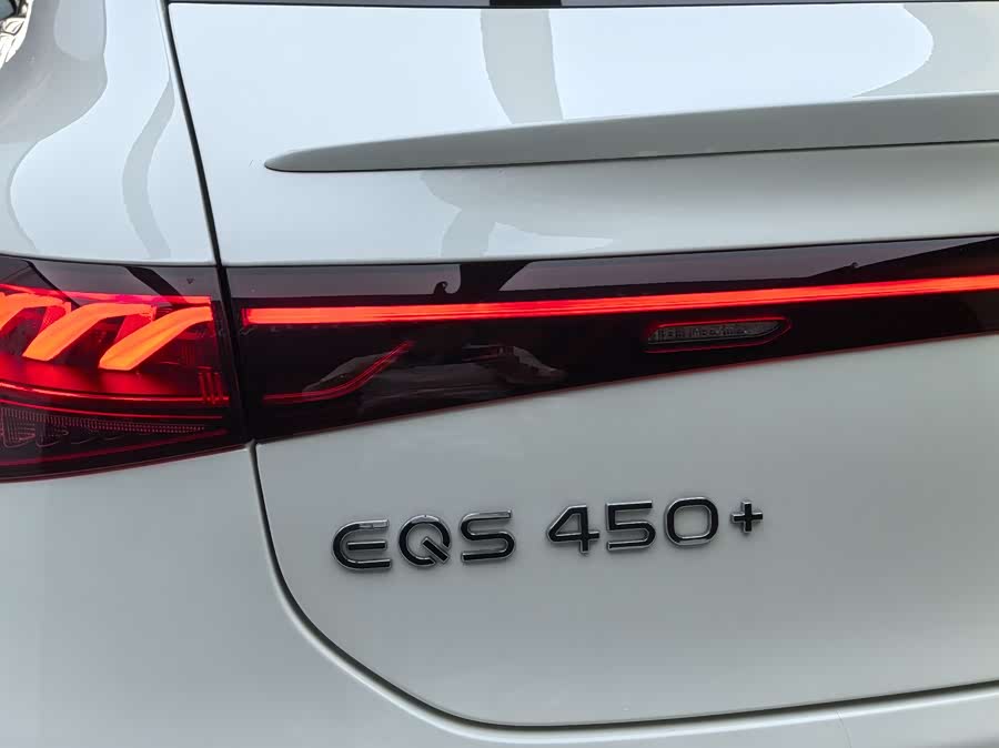 Mercedes-Benz EQS Class 2023 car image #31