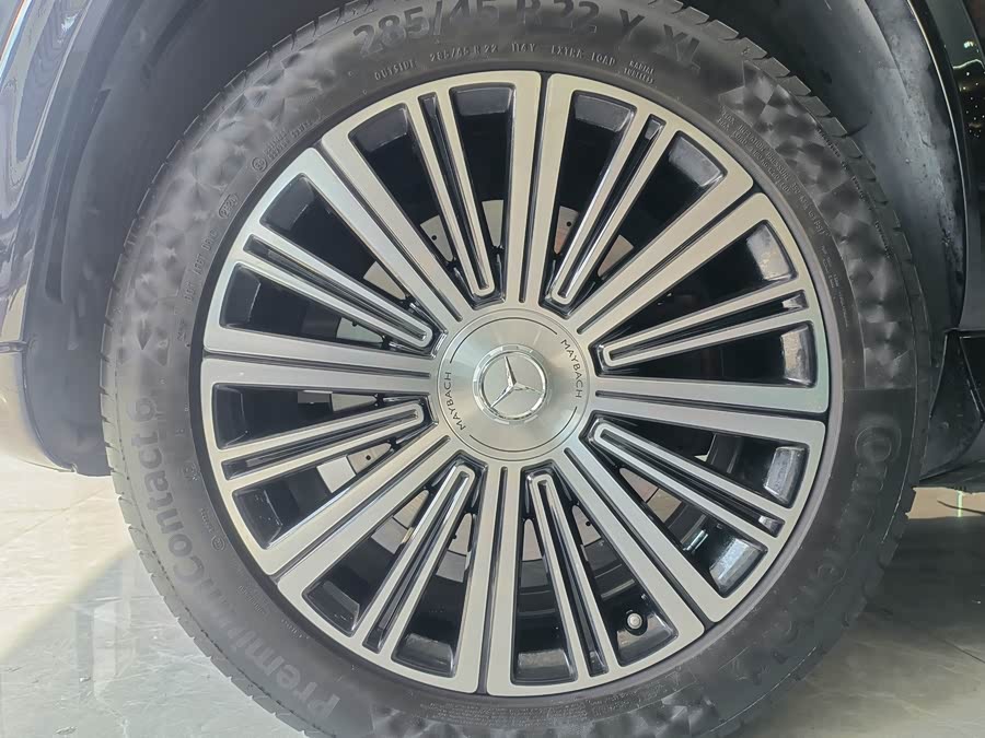 Mercedes-Benz Maybach GLS 2024 car image #31